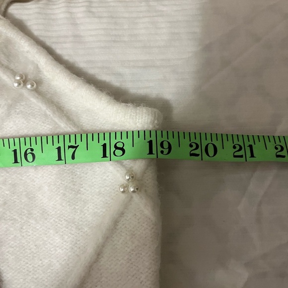 Broadway 38 Wool Blend Pearl Embellished Crop Tank Top, Size Large - Picture 4 of 6